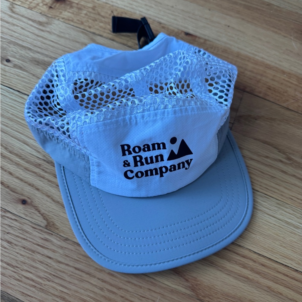 Roam & Run Summit Cap All Mesh - White